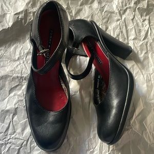 Designer Tommy Hilifiger leather Mary Jane heels
